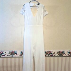 Elegant White Lace Sleeve Jumpsuit